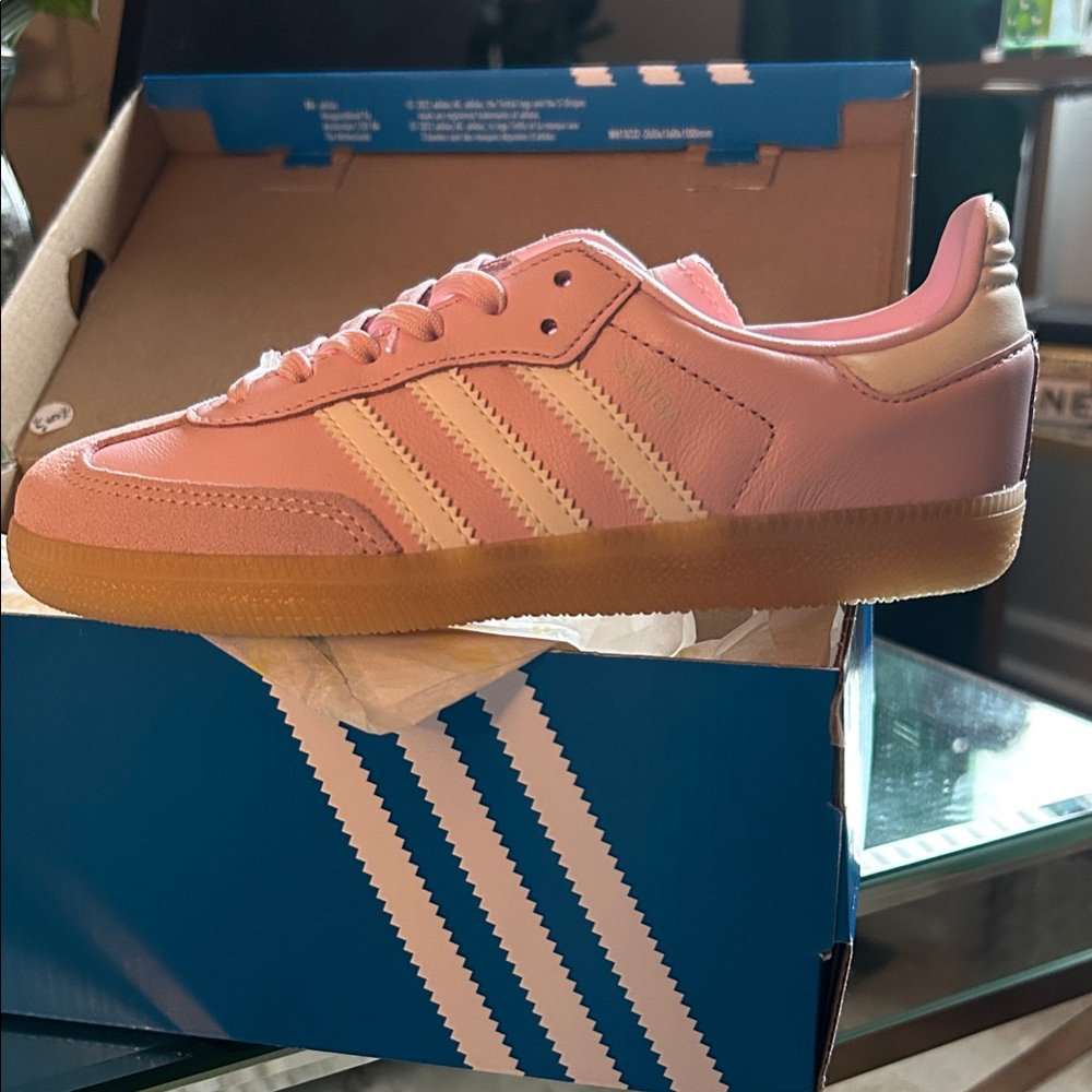 Adidas Pink and White little girls Sneakers